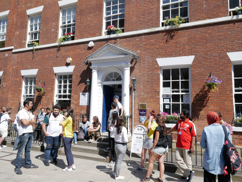 CES Centre of English Studies