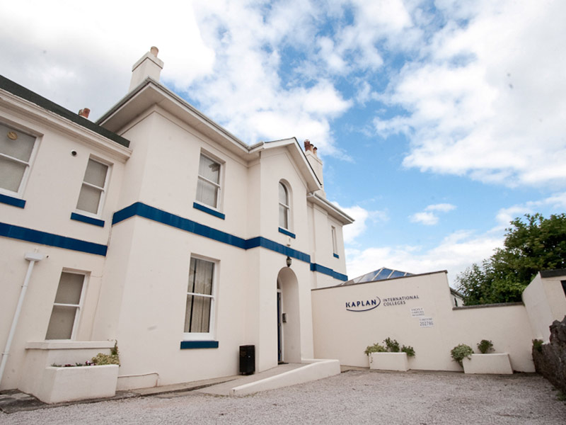 Kaplan International - Junior