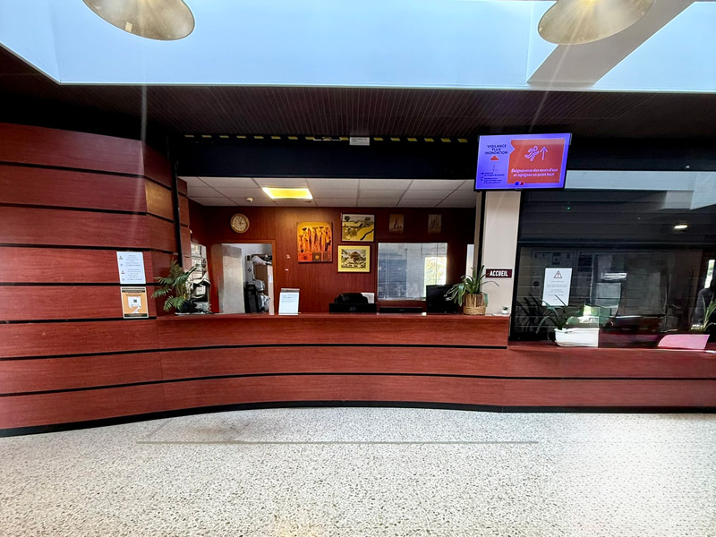 Unterkunft in der Residenz Colinettes bei den Französisch Sprachferien Nizza - Eingangsbereich