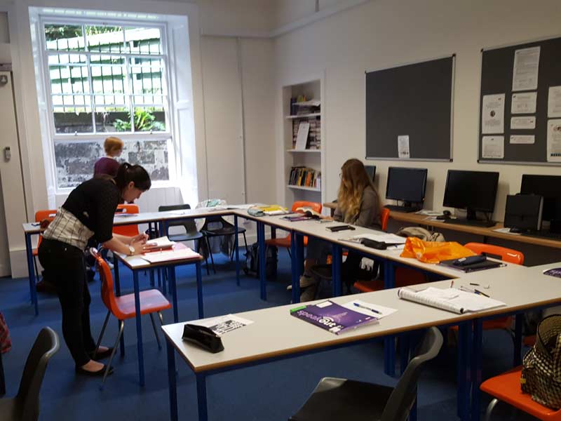 CES Centre of English Studies