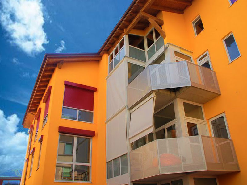 Rückansicht der Unterkunft StL-Young Bré für Sprachschüler der Italienisch Sprachschule in Lugano