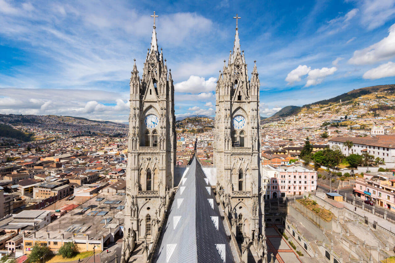 Basilika del Voto Nacional in Quito Sprachkurs in der Stadt Grammatik anwenden