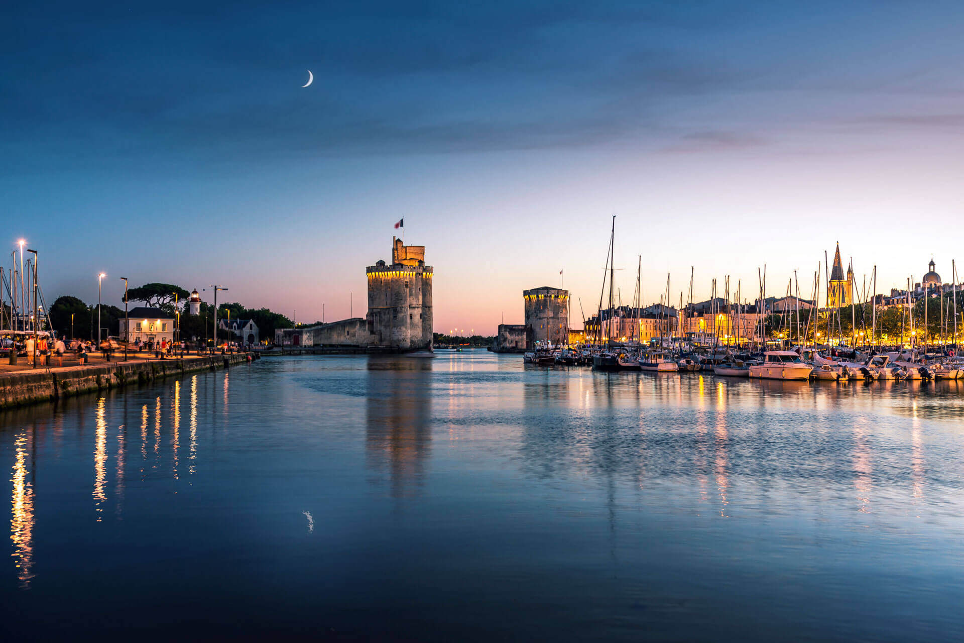 Hafen von La Rochelle bei Sonnenuntergang Sprachreise Frankreich erleben