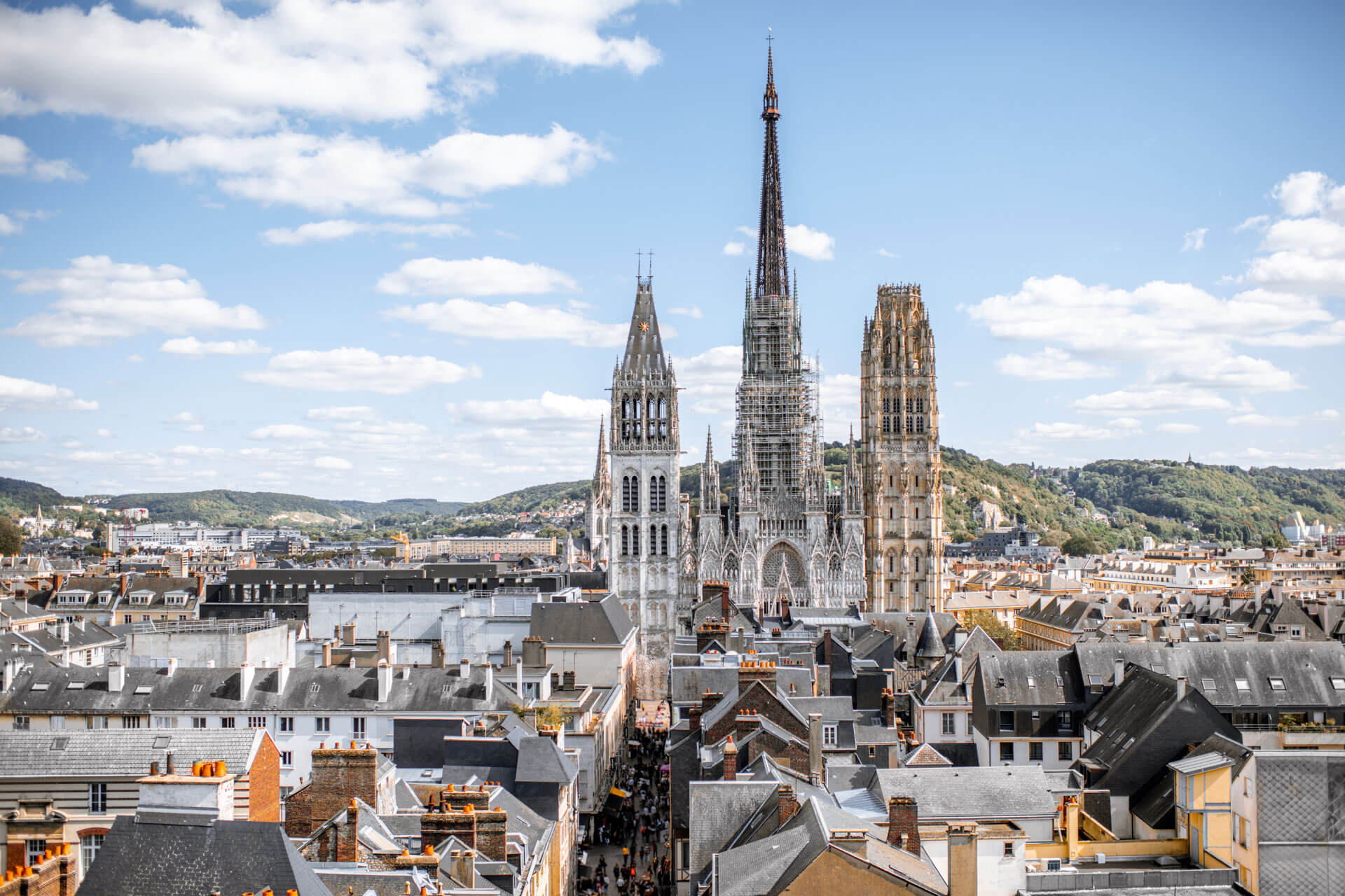 Kathedrale von Rouen mit Blick über die Stadt Sprachreise Französisch lernen