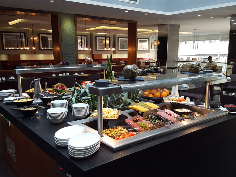 Buffet im Hotel, Malta Business Sprachreisen