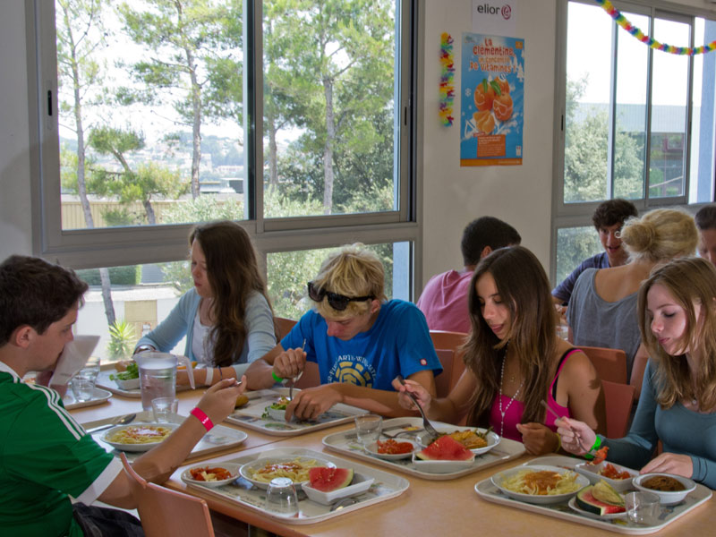 Speisesaal Residenz Leonardo Da Vinci, Sprachreisen für Schüler Frankreich