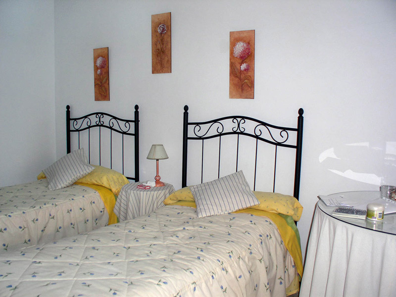 Schlafbereich Doppelzimmer Beispiel, Spanisch Sprachreisen